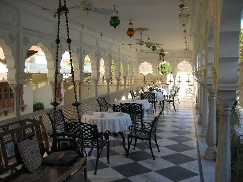 Jagat Palace Puskár Kültér fotó
